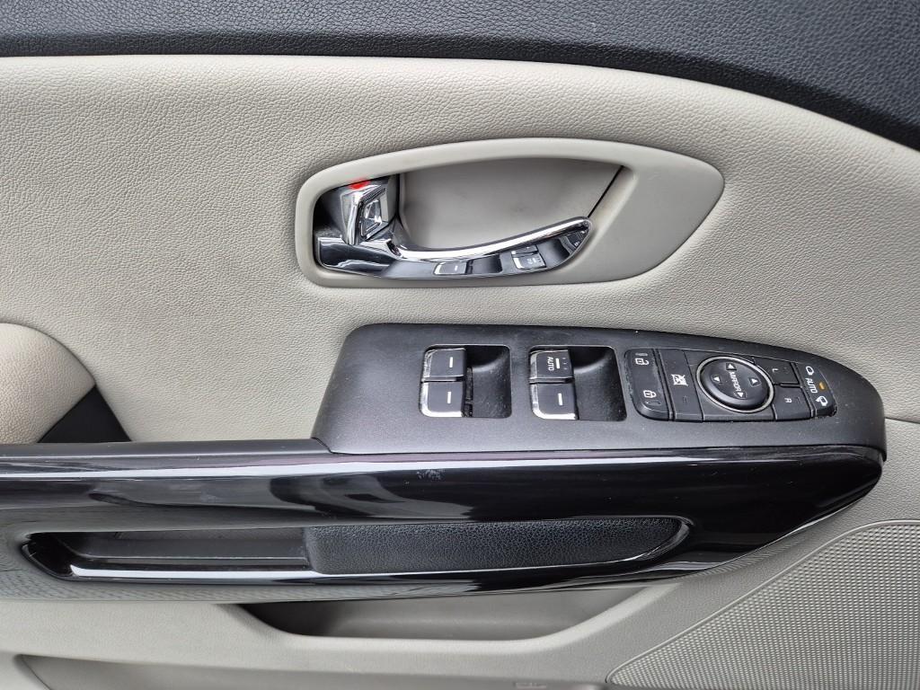 KIA Carnival 2019 Blanco - Importación desde Corea - HF Imports Iquique - Foto 17