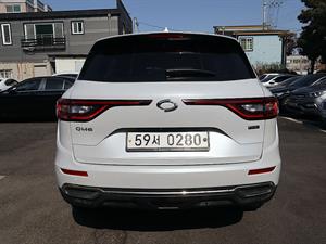 SAMSUNG QM6 - Vista 8