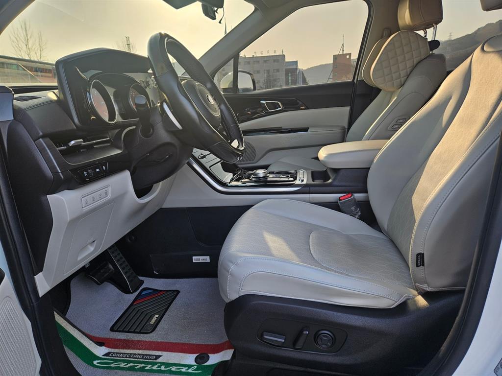 KIA Carnival 2020 the color of pearl - Importación desde Corea - HF Imports Iquique - Foto 18