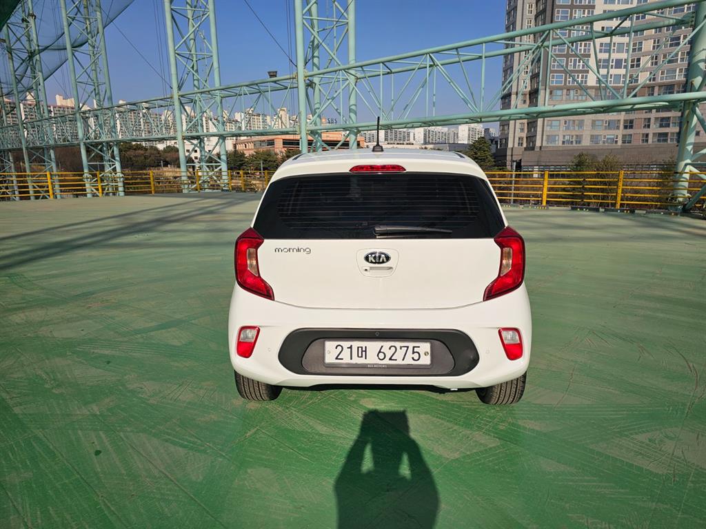 KIA Morning - Vista 5