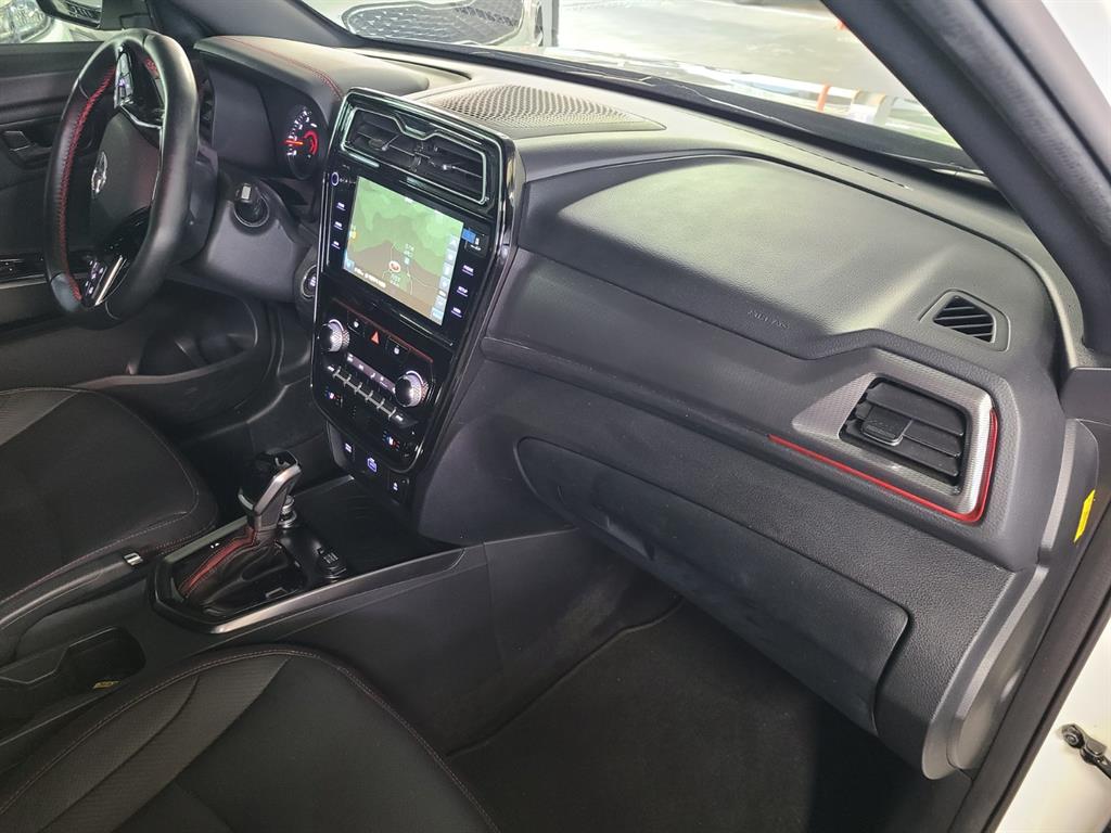Ssangyong Tivoli 2021 Blanco - Importación desde Corea - HF Imports Iquique - Foto 15