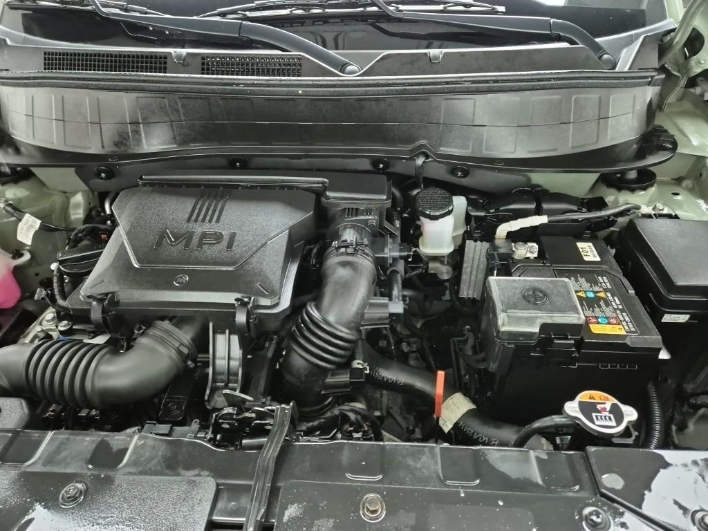 HYUNDAI Casper - Vista 5