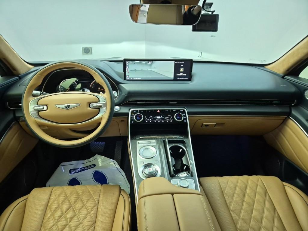 Genesis GV80 - Vista 7