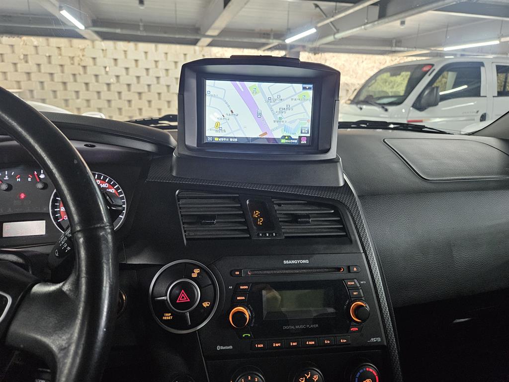 Ssangyong Korando 2015 Gris - Importación desde Corea - HF Imports Iquique - Foto 18