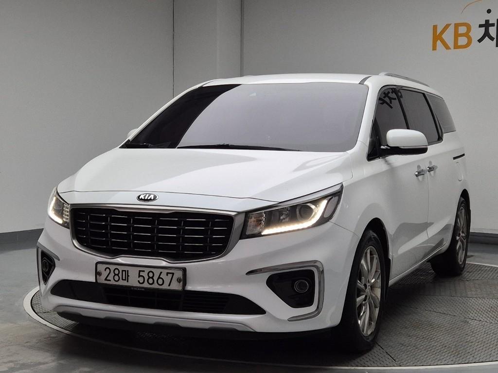 KIA Carnival 2019 Blanco - Importación desde Corea - HF Imports Iquique - Foto 1