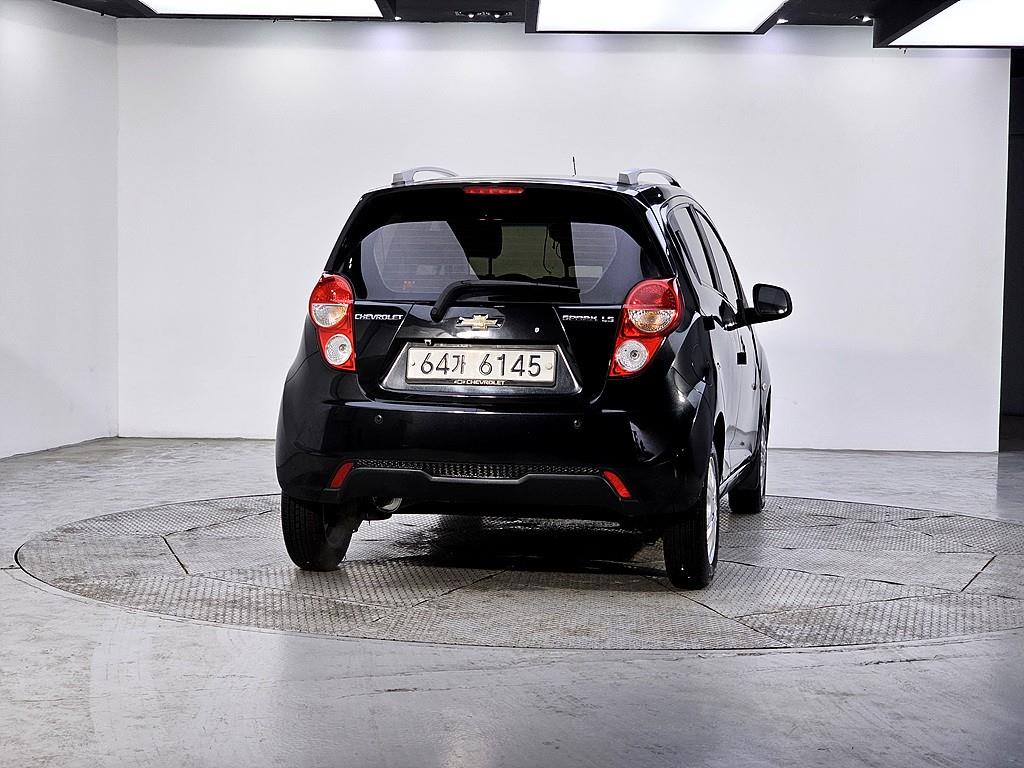 Chevrolet Spark - Vista 3