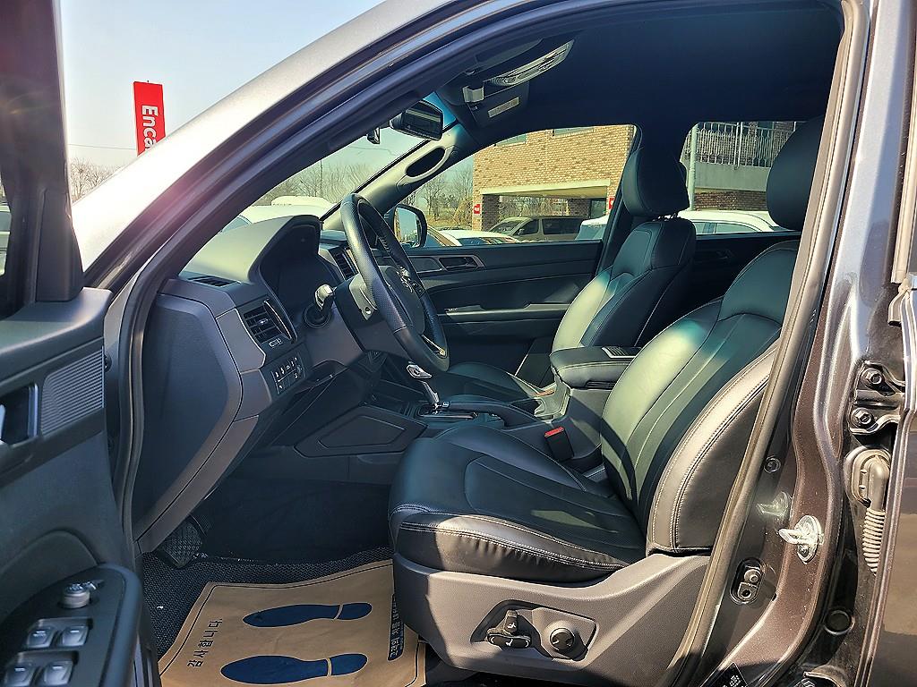 Ssangyong Rexton - Vista 6