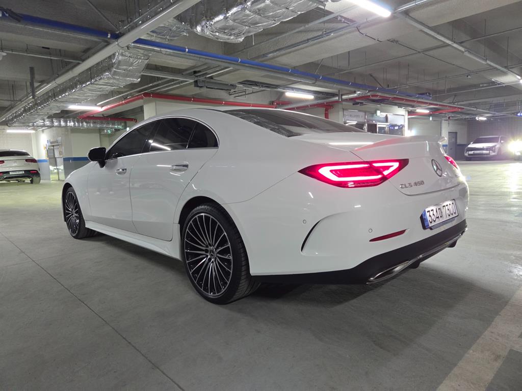 Mercedes Benz CLS Class - Vista 6