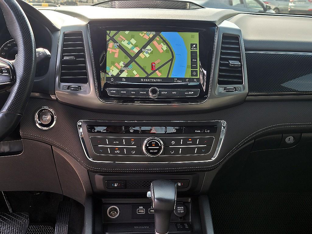 Ssangyong Rexton - Vista 10