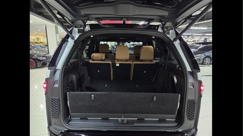 Land Rover Discovery - Vista 6