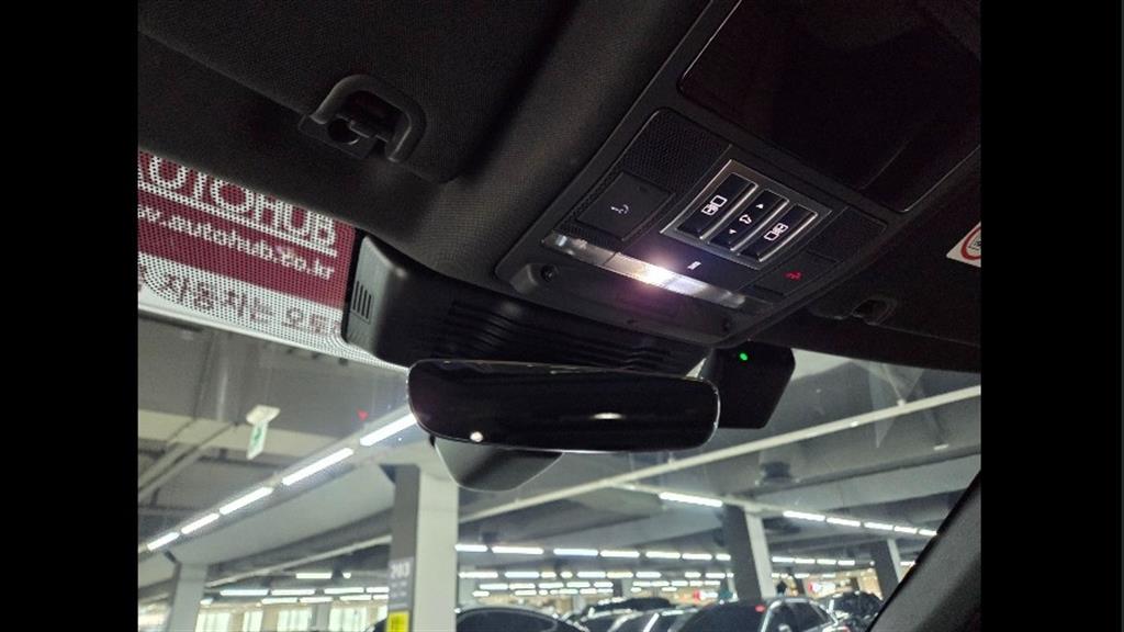 Land Rover Discovery 2025 Blanco - Importación desde Corea - HF Imports Iquique - Foto 18