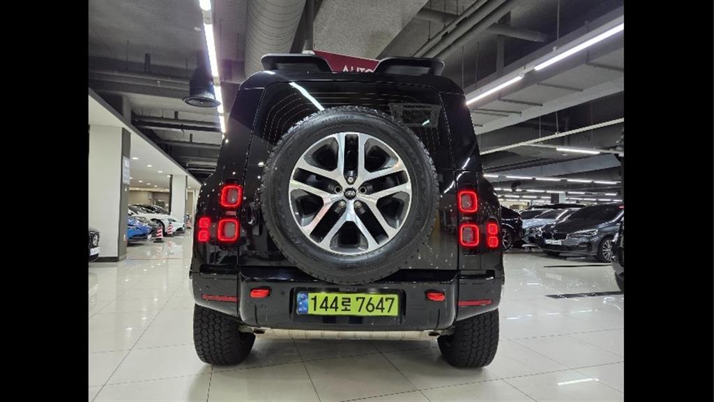 Land Rover Defender - Vista 4