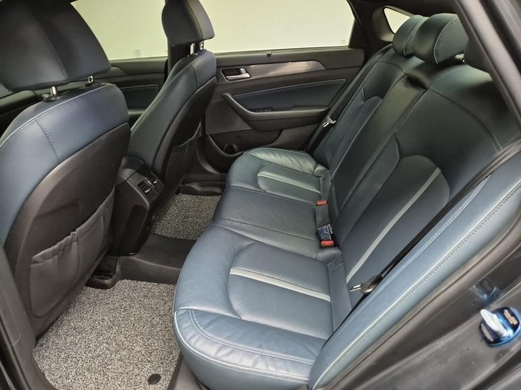HYUNDAI Sonata 2018 Gris - Importación desde Corea - HF Imports Iquique - Foto 15