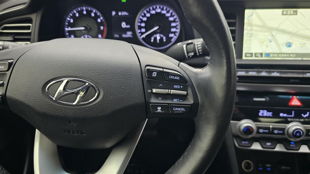 HYUNDAI Avante 2019 Blanco - Importación desde Corea - HF Imports Iquique - Foto 18