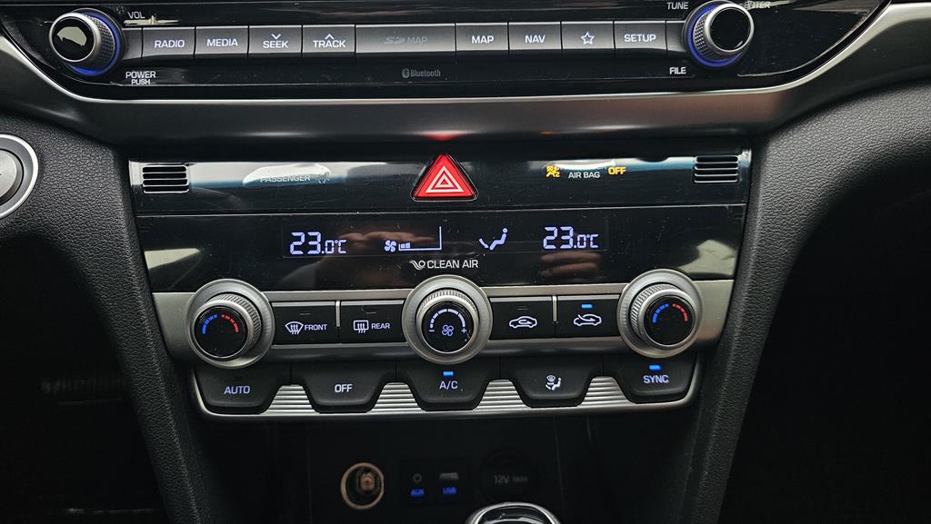 HYUNDAI Avante 2019 Blanco - Importación desde Corea - HF Imports Iquique - Foto 17