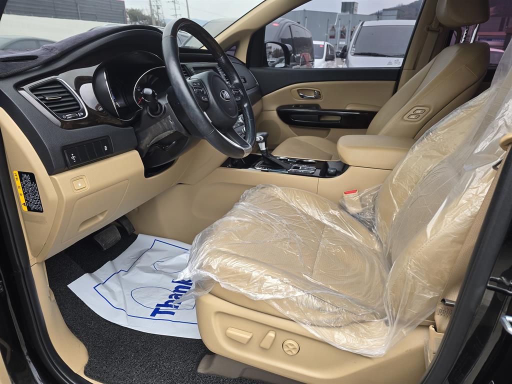 KIA Carnival 2020 Negro - Importación desde Corea - HF Imports Iquique - Foto 13