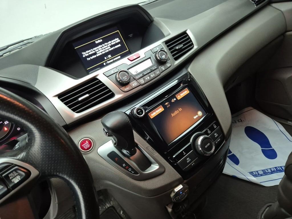 Honda Odyssey - Vista 11