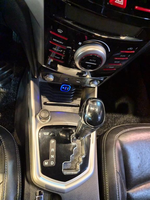 Ssangyong Tivoli 2015 Azul - Importación desde Corea - HF Imports Iquique - Foto 14