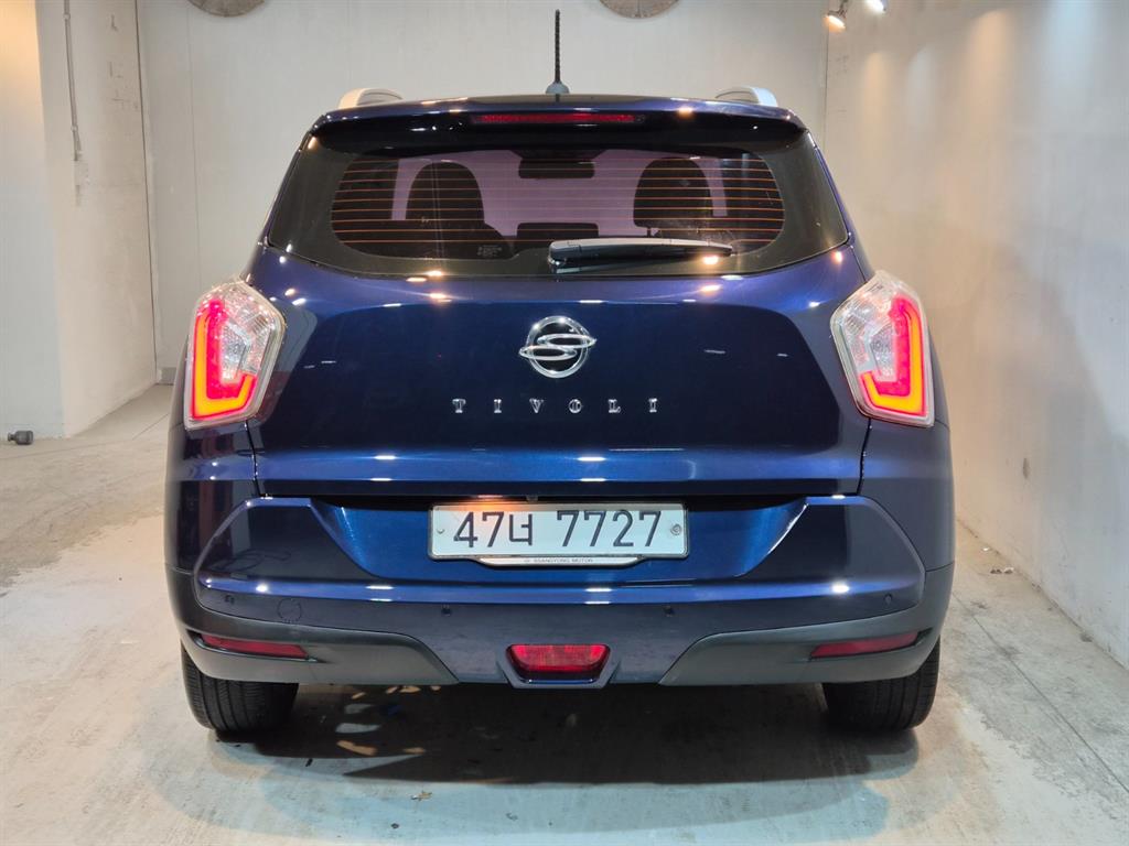 Ssangyong Tivoli - Vista 3