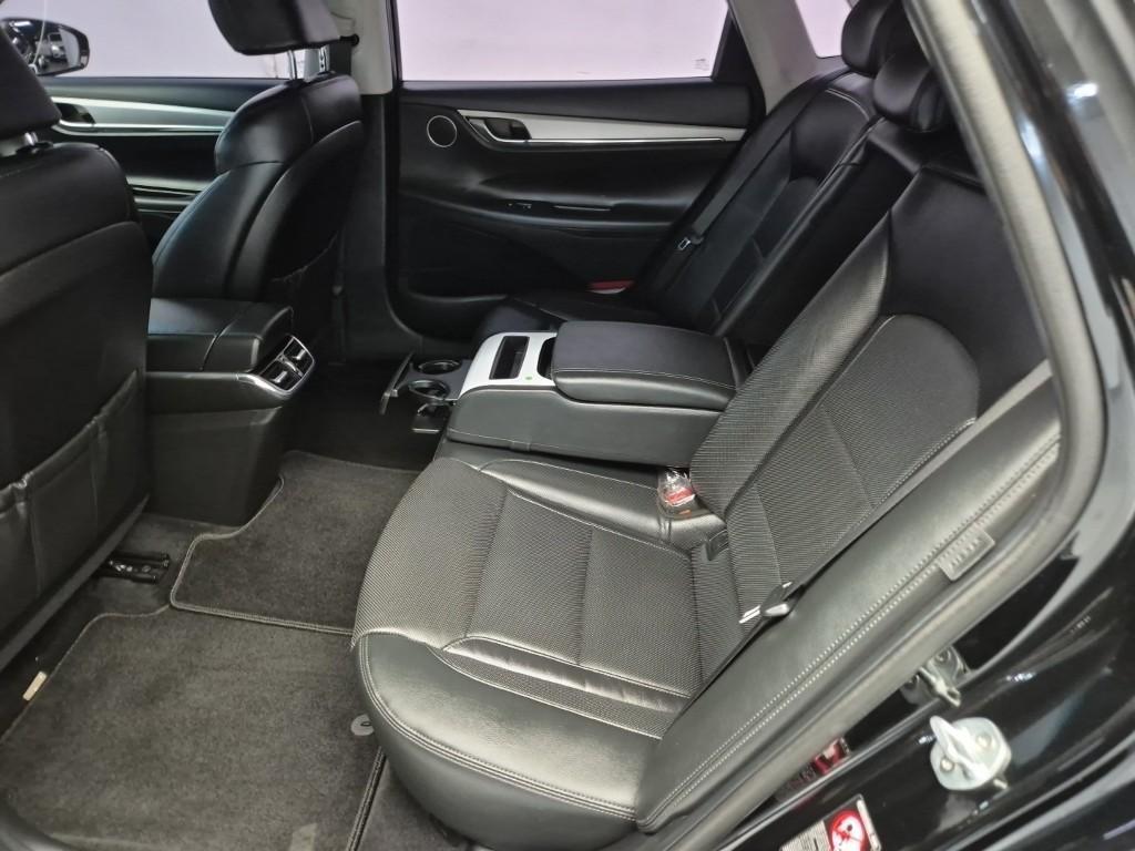 HYUNDAI Grandeur - Vista 12