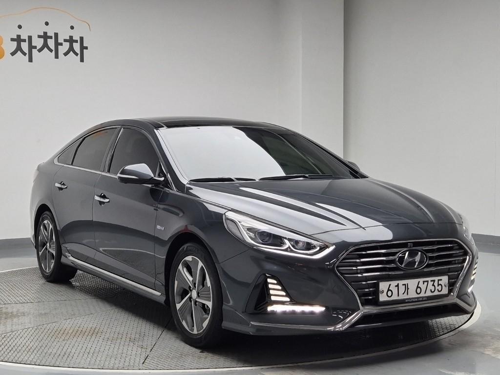 HYUNDAI Sonata - Vista 2