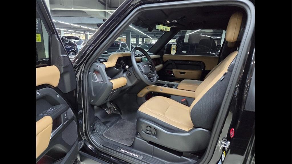 Land Rover Defender - Vista 7