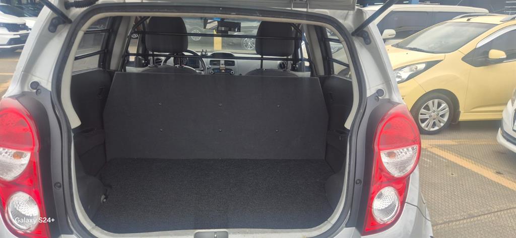 Chevrolet Spark - Vista 11