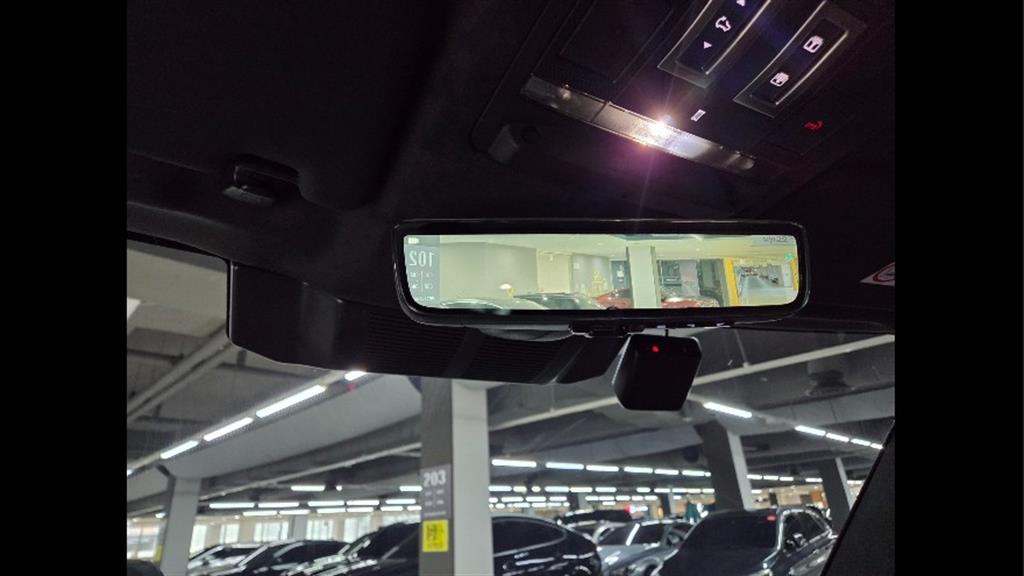 Land Rover Defender - Vista 10