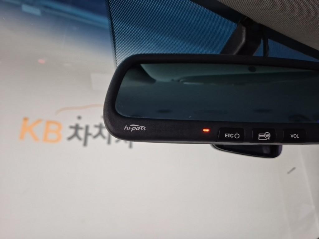 KIA Carnival 2016 Negro - Importación desde Corea - HF Imports Iquique - Foto 16