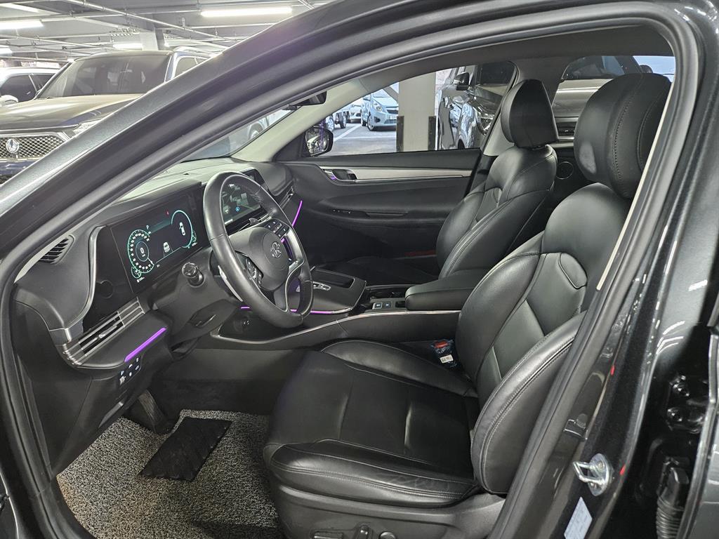 HYUNDAI Grandeur - Vista 6