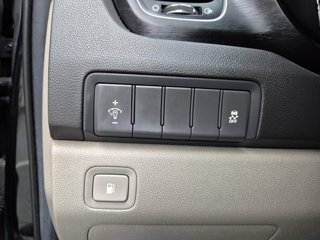 KIA Carnival 2016 Negro - Importación desde Corea - HF Imports Iquique - Foto 17