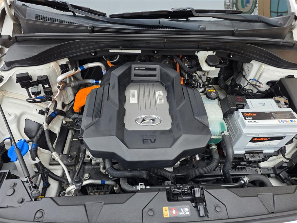 HYUNDAI Ioniq - Vista 6