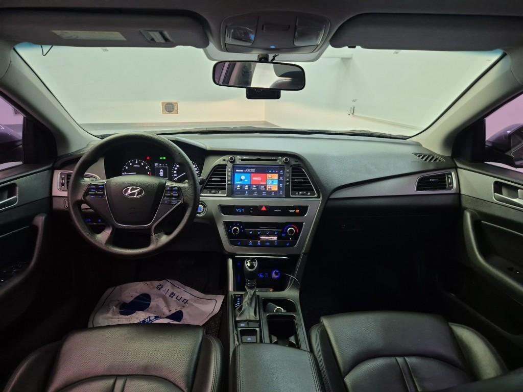 HYUNDAI Sonata - Vista 7