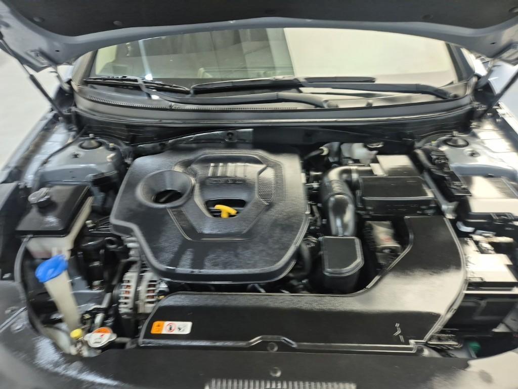 HYUNDAI Sonata - Vista 5