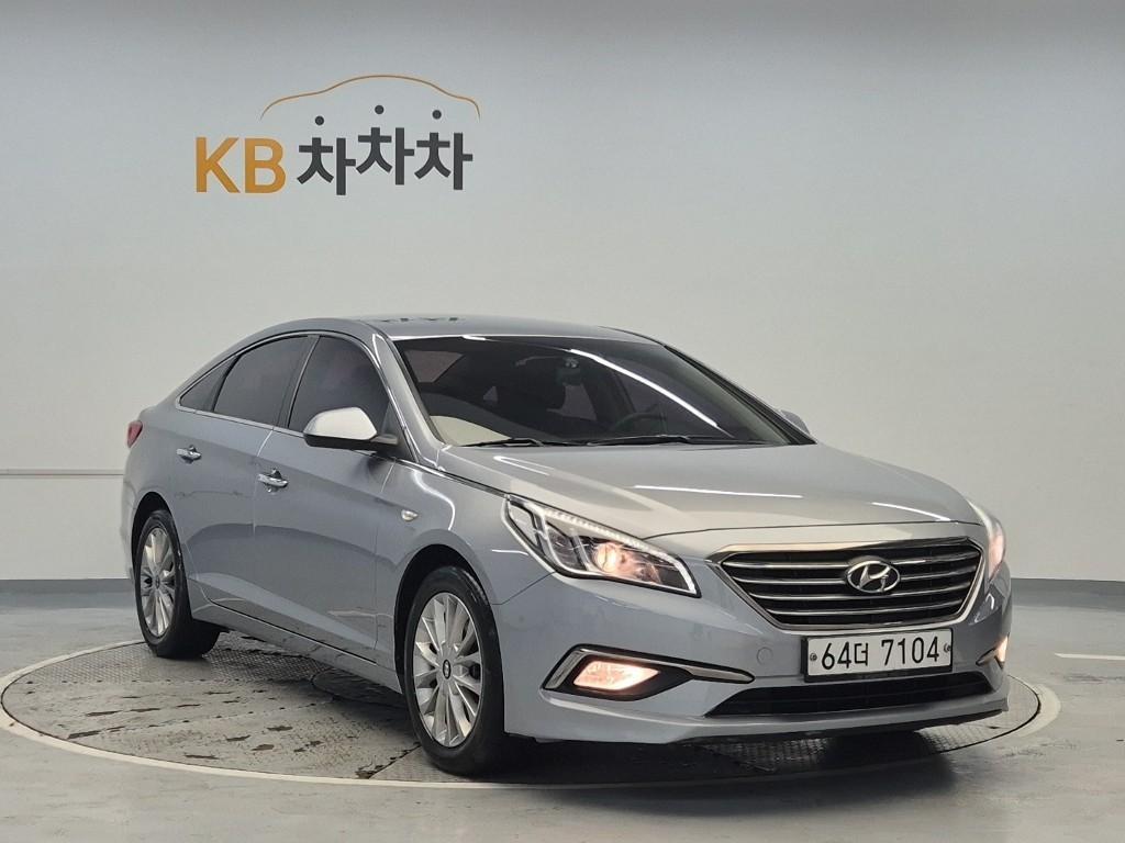 HYUNDAI Sonata - Vista 4
