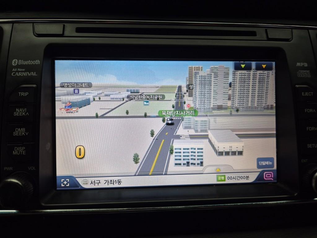 KIA Carnival 2016 Negro - Importación desde Corea - HF Imports Iquique - Foto 13