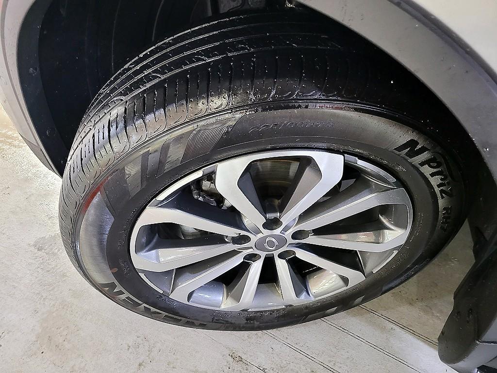 SAMSUNG QM6 2022 Gris - Importación desde Corea - HF Imports Iquique - Foto 20