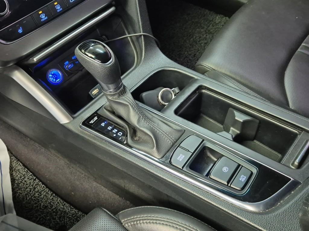 HYUNDAI Sonata - Vista 8