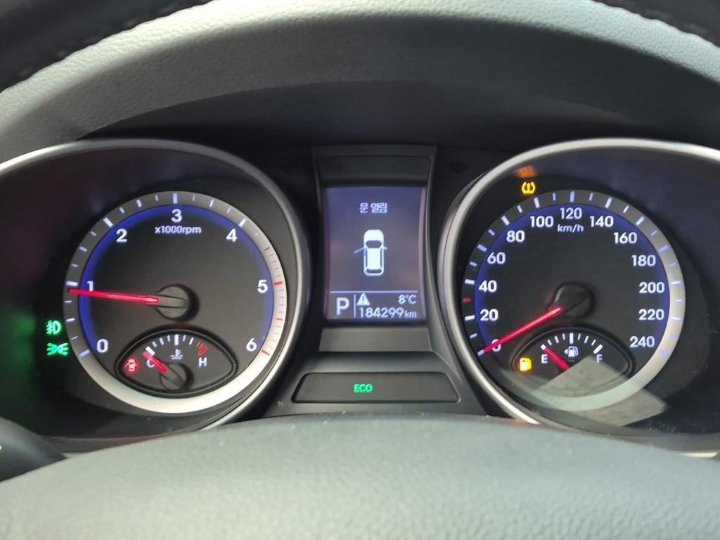 HYUNDAI Santa Fe - Vista 6