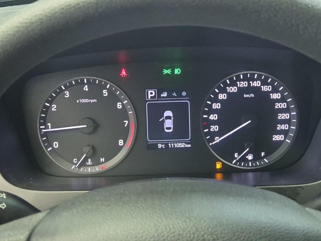 HYUNDAI Sonata - Vista 6