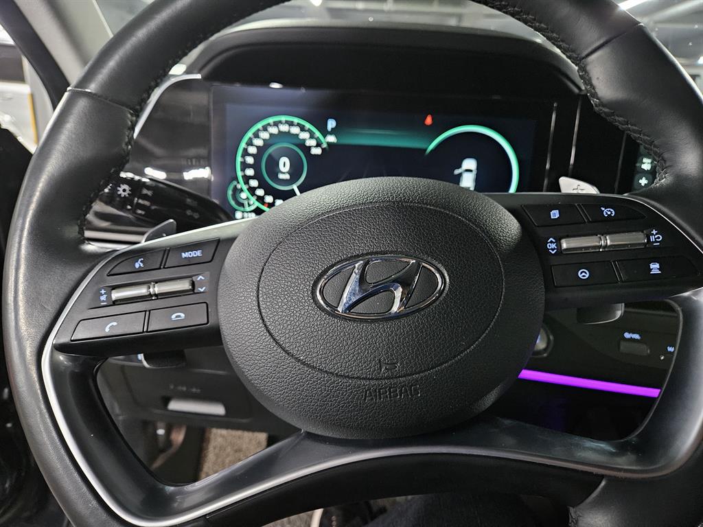 HYUNDAI Grandeur - Vista 9