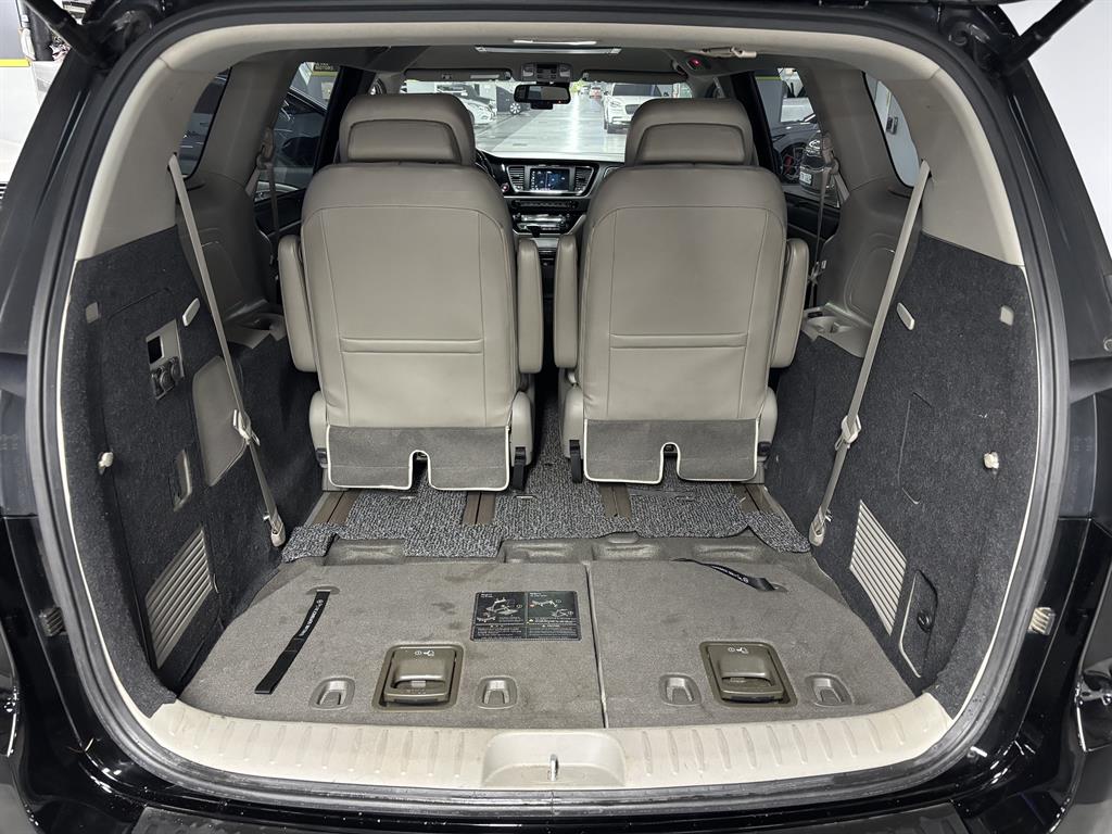 KIA Carnival 2019 Negro - Importación desde Corea - HF Imports Iquique - Foto 18