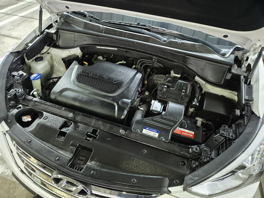 HYUNDAI Santa Fe - Vista 4