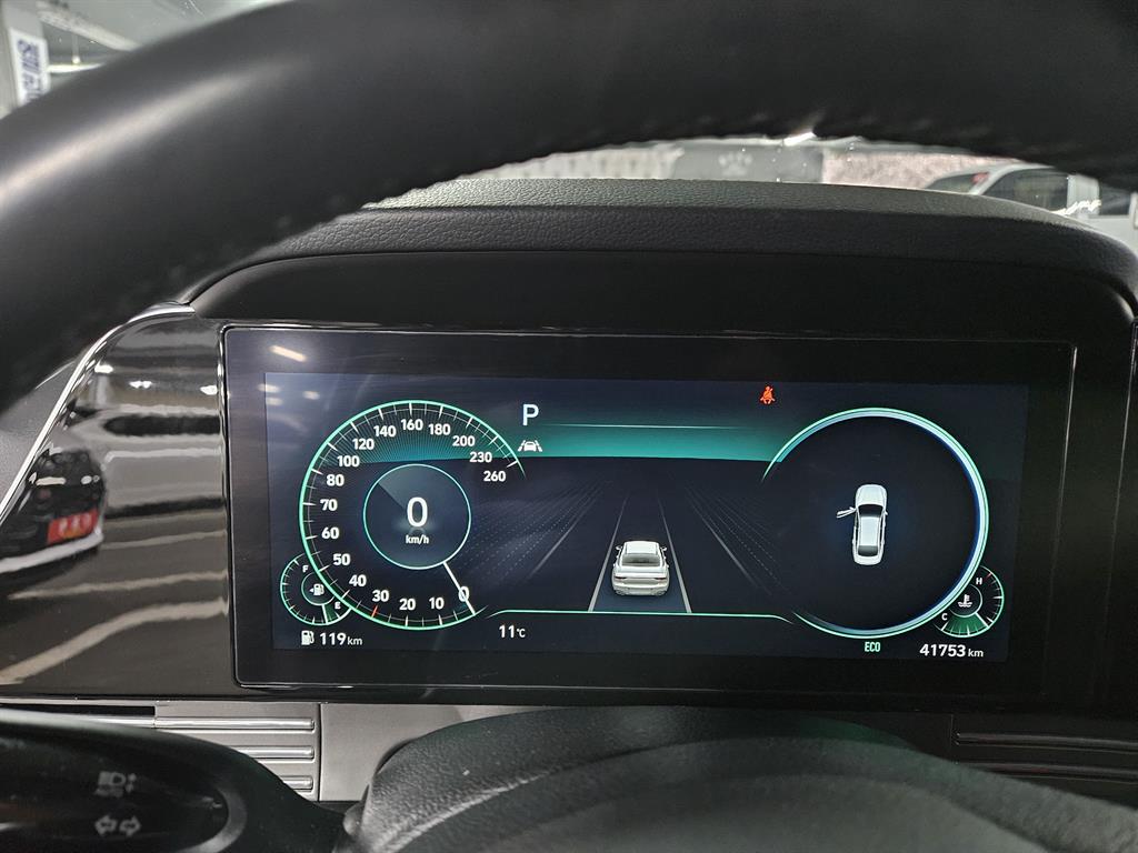 HYUNDAI Grandeur - Vista 8