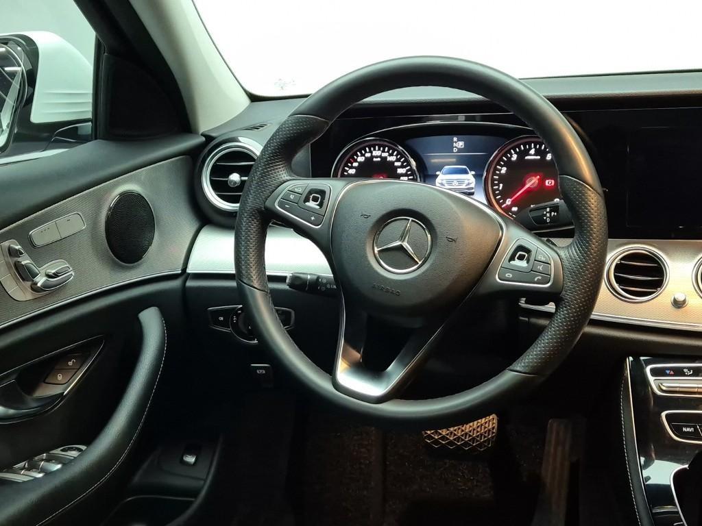 Mercedes Benz E class 2018 Blanco - Importación desde Corea - HF Imports Iquique - Foto 18