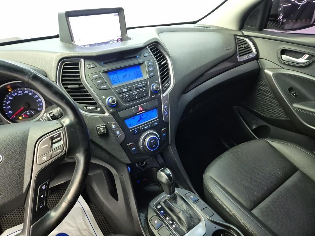 HYUNDAI Santa Fe - Vista 10