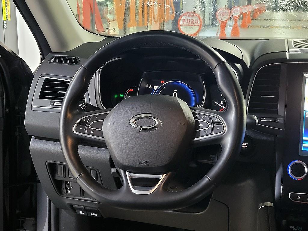 SAMSUNG QM6 - Vista 9