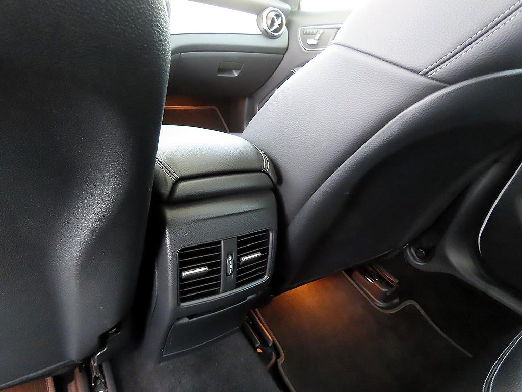 Mercedes Benz GLA Class 2019 Blanco - Importación desde Corea - HF Imports Iquique - Foto 16