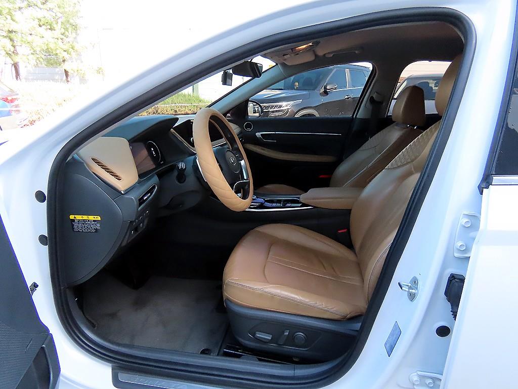 HYUNDAI Sonata - Vista 5