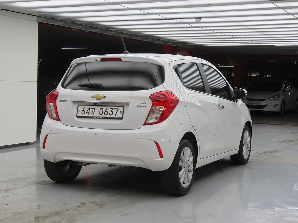 Chevrolet Spark - Vista 4